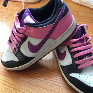 Nike sz 9 skater sneakers